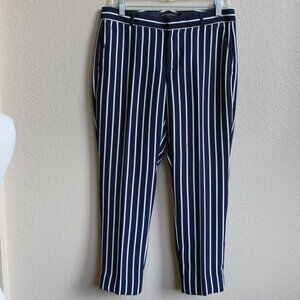 Banana Republic "Avery" Size 4S Navy Blue  White Pinstripe Cropped Pants